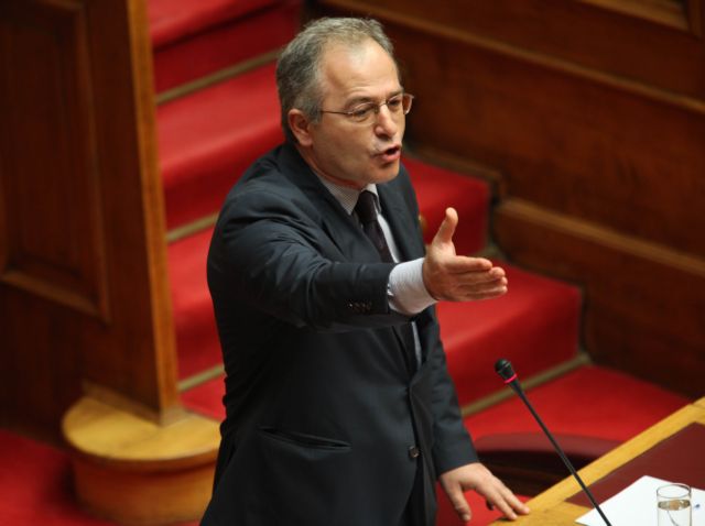 Κόντρα ΥΕΘΑ και Νέας Δημοκρατίας για τις συντάξεις των απόστρατων αξιωματικών