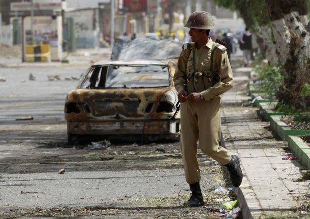 Συνομιλίες για την επίλυση της κρίσης ξεκινούν κυβέρνηση-αντιπολίτευση στην Υεμένη