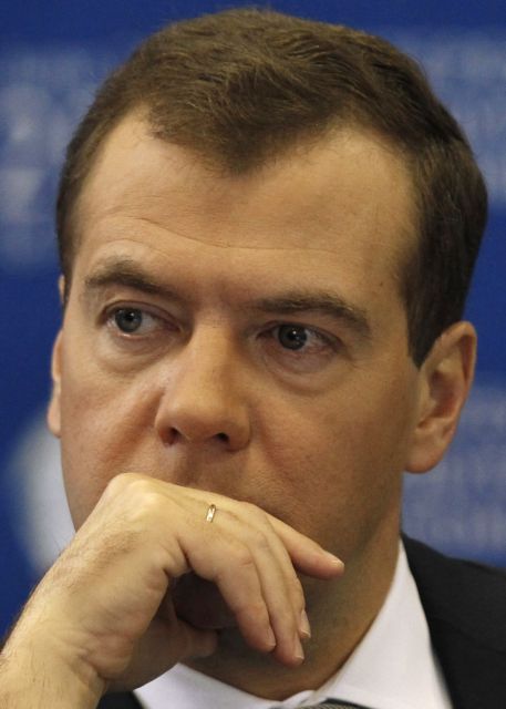 Αλλαγές στον εκλογικό νόμο και δικό του κόμμα σκέφτεται ο Ντμίτρι Μεντβέντεφ