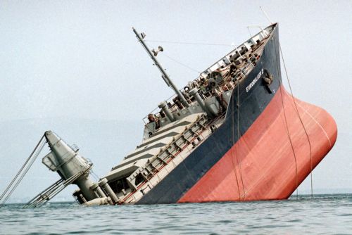 Τα  ναυάγια πρέπει να ανελκύονται εντός τριμήνου, αποφαίνεται το ΣτΕ