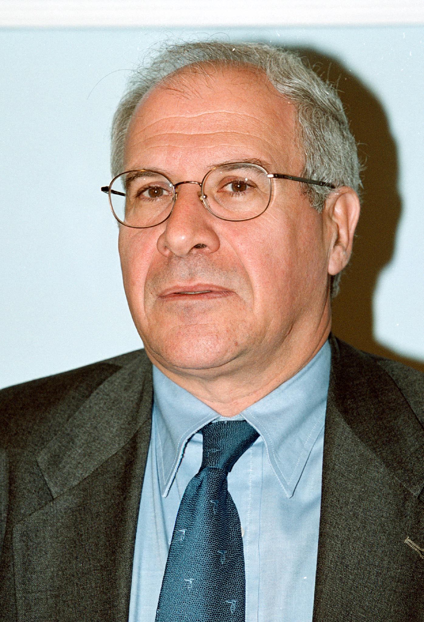 Τελευταίο «αντίο» είπε η ακαδημαϊκή κοινότητα στον καθηγητή Γιώργο Καραμπατζό