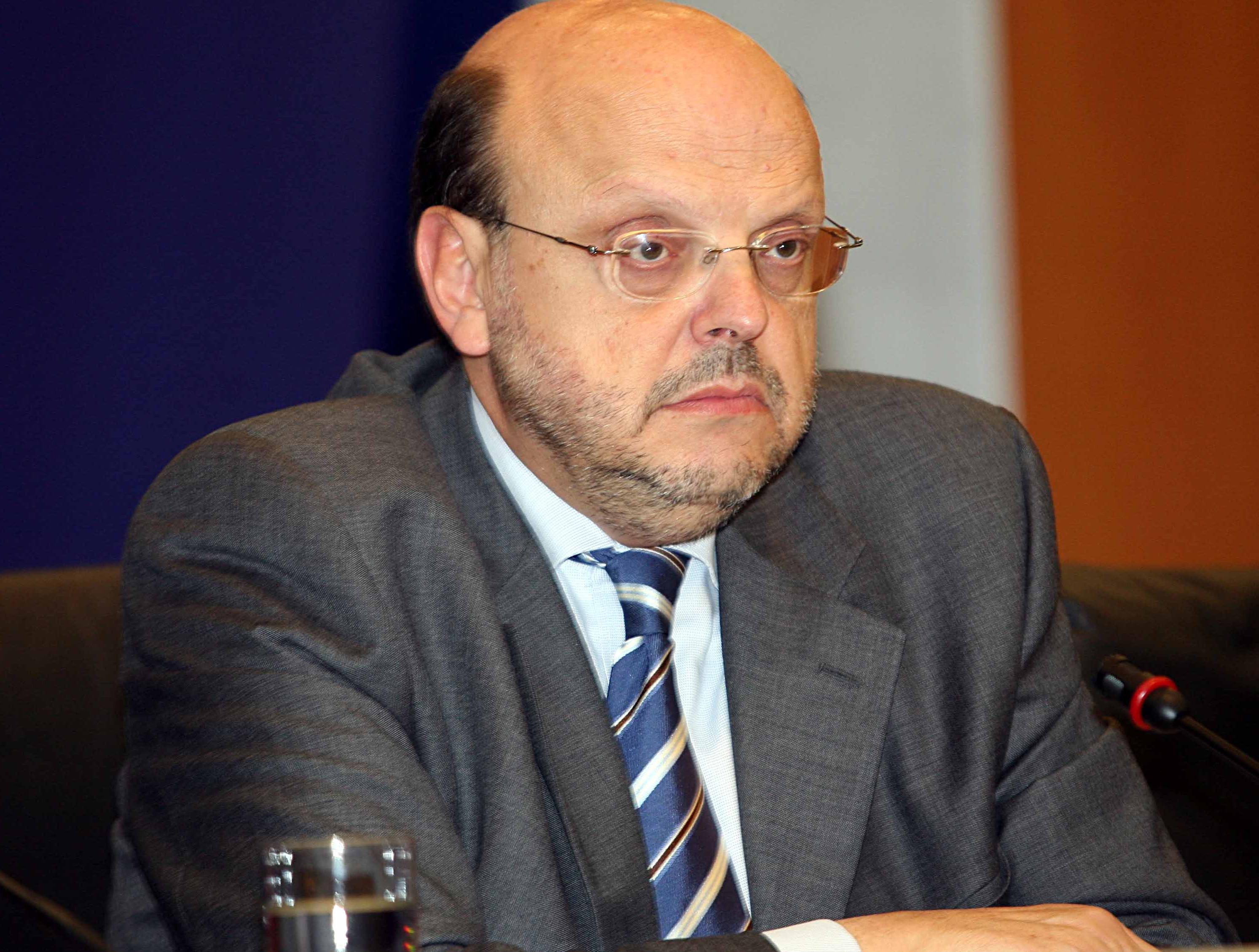 Παραφιλολογία τα περί αποχώρησης του Κ.Καραμανλή από την ενεργό πολιτική, λέει ο Ευ.Αντώναρος