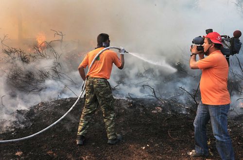 Πυρκαγιά σε δύσβατη περιοχή στην Ηγουμενίτσα