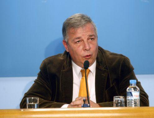 Σκέψεις της κυβέρνησης ακόμη και να μην αρχίσει το νέο πρωτάθλημα