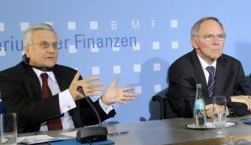 Νέο δάνειο προς την Ελλάδα ετοιμάζει η ΕΕ, ασυμφωνία Γερμανίας - ΕΚΤ για το ελληνικό χρέος
