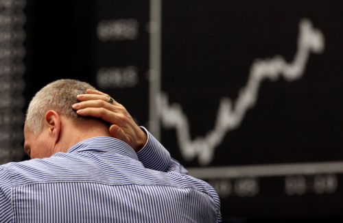 Kάθετη πτώση στο Χρηματιστήριο εν αναμονή των πολιτικών εξελίξεων