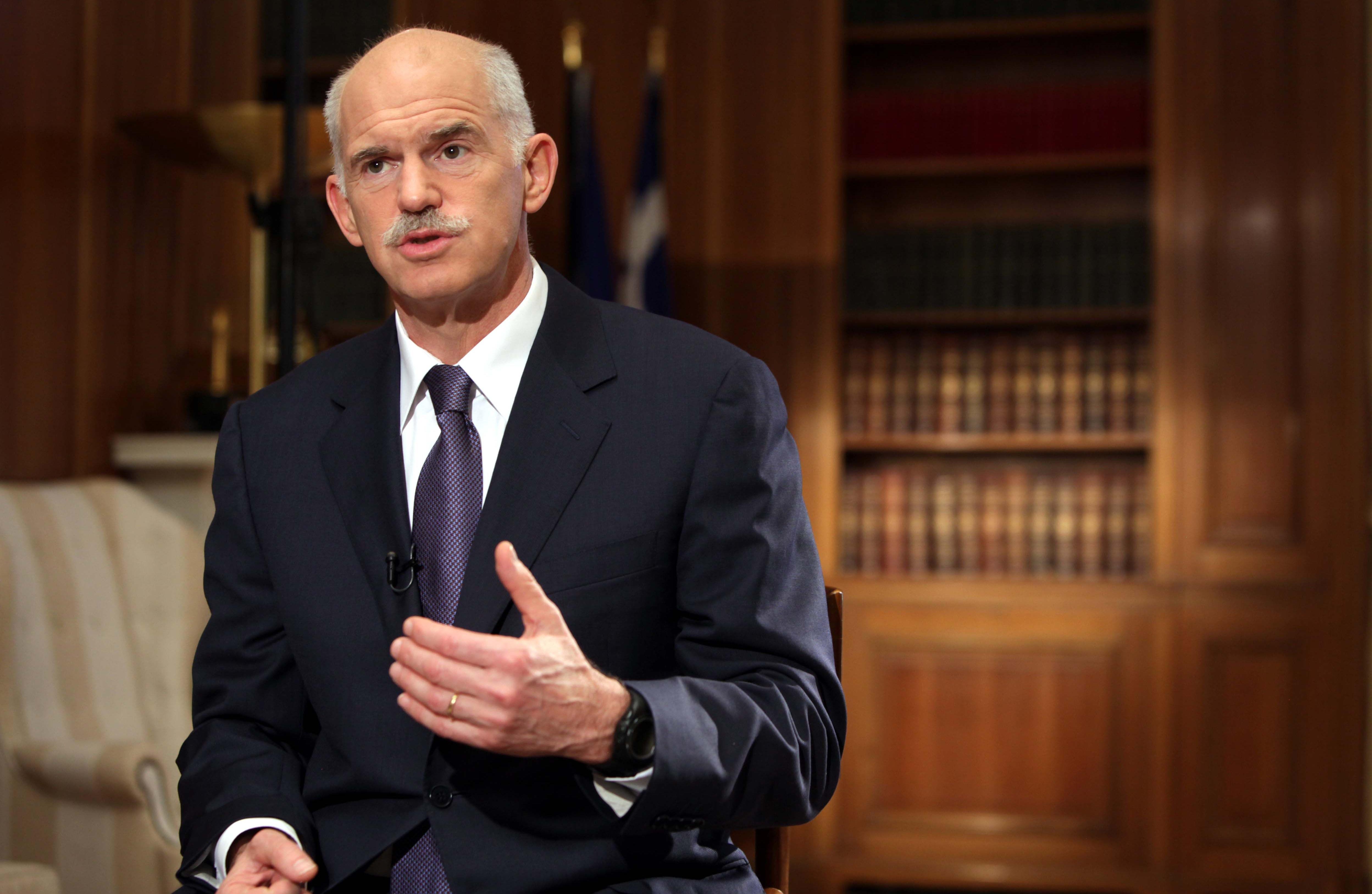 Ανοικτή πρόσκληση Παπανδρέου προς τα κόμματα για εθνική συνεννόηση