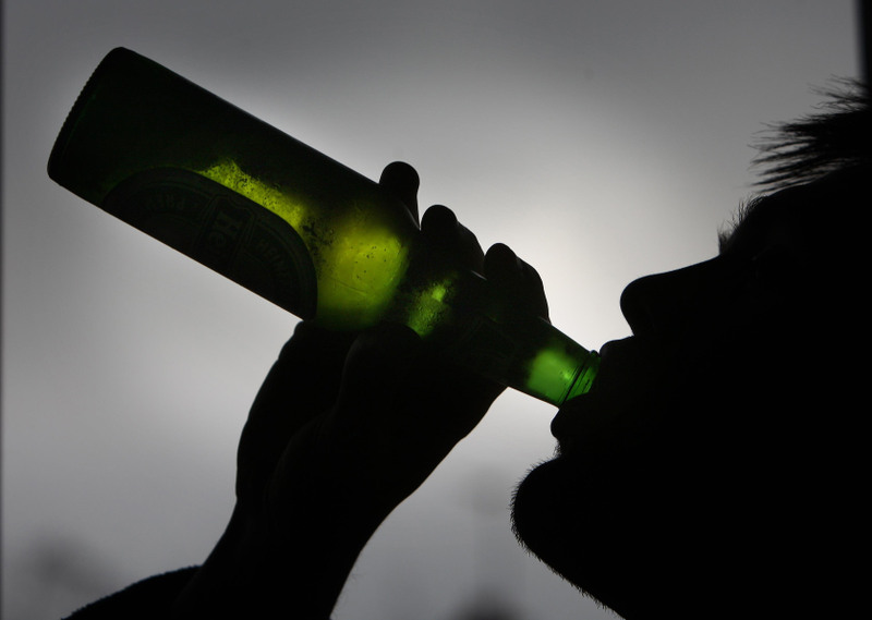 Οι γονείς επηρεάζουν τη συμπεριφορά του παιδιού απέναντι στο αλκοόλ