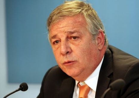 Ουσιώδης η κίνηση της ΕΠΟ για αναστολή της λειτουργίας της