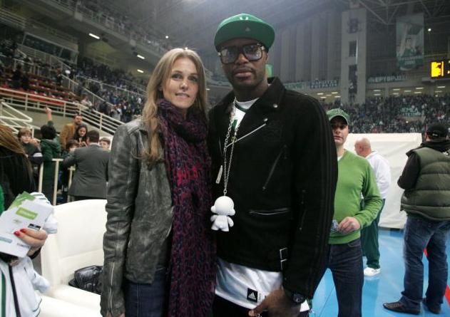 Η Τζουντ «χτύπησε» ξανά και μπέρδεψε την υπόθεση Σισέ