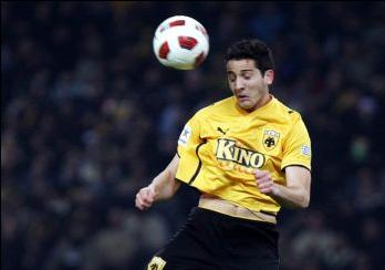 Μέχρι το 2014 στην ΑΕΚ ο Μανωλάς