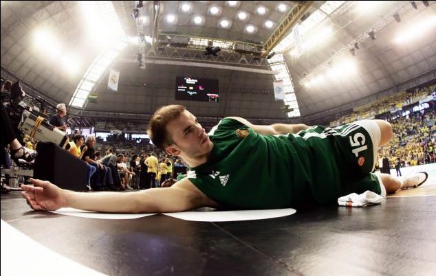 Λατρεύω τον Παναθηναϊκό και θα μείνω, δήλωσε ο Καλάθης