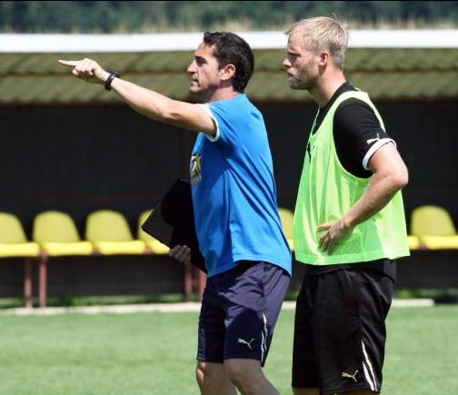 Χωρίς τον Γκούντγιονσεν στην Κύπρο η ΑΕΚ, νέα διορία σε Ντιόπ