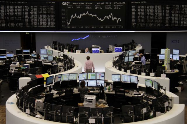 Μεικτά πρόσημα στις ευρωπαϊκές αγορές και τη Γουόλ Στριτ την Τρίτη