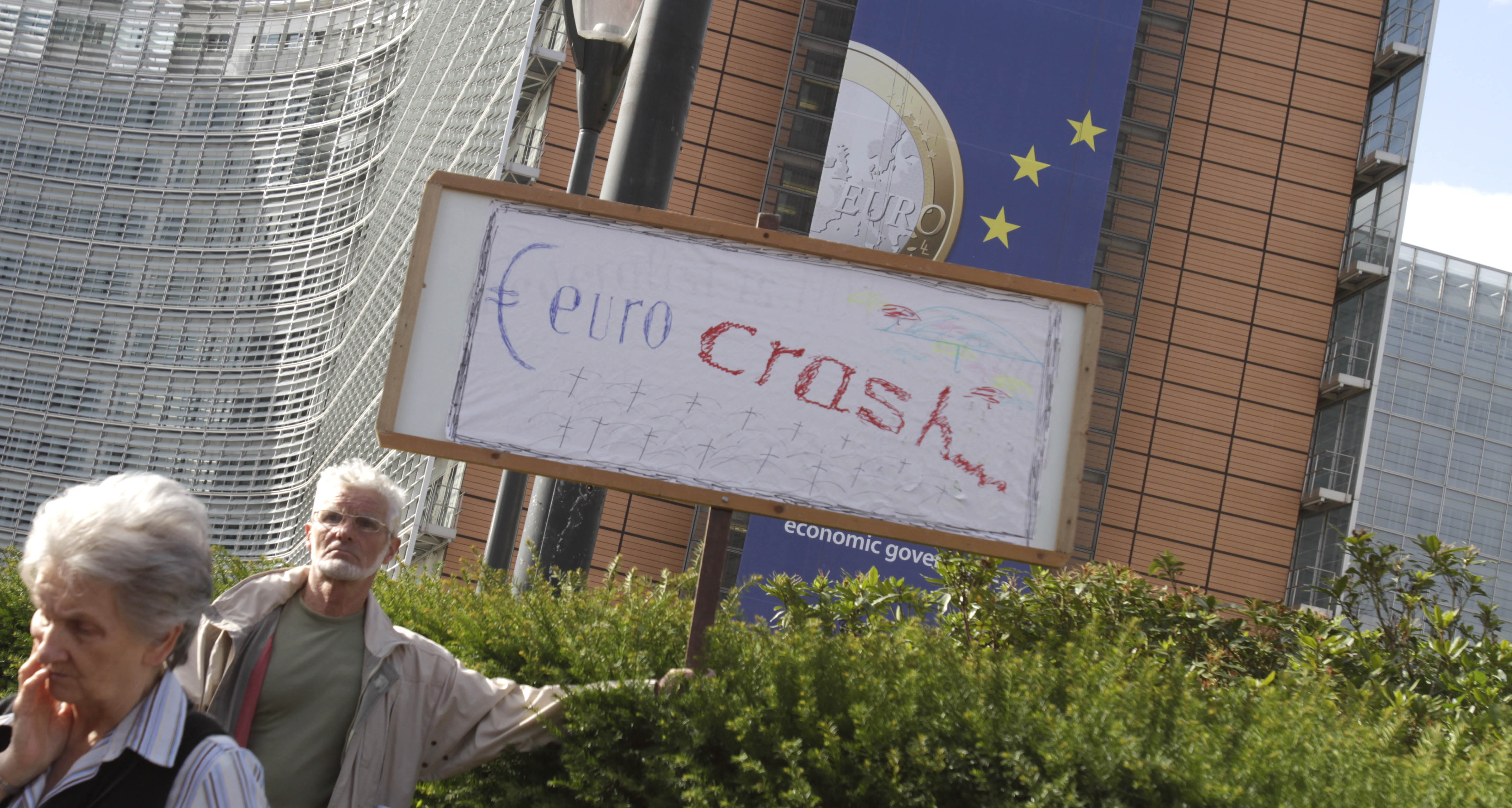 Προς έκτακτη Σύνοδο Κορυφής για την κρίση χρέους στην Ευρωζώνη