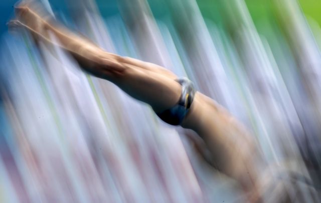 Ο Παπαρούνας 18ος στον προκριματικό του 1μ., 20ος ο Μάνος