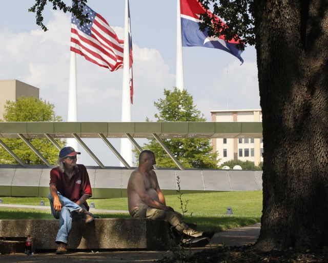 Πρωτοφανές κύμα καύσωνα πλήττει τις κεντρικές ΗΠΑ
