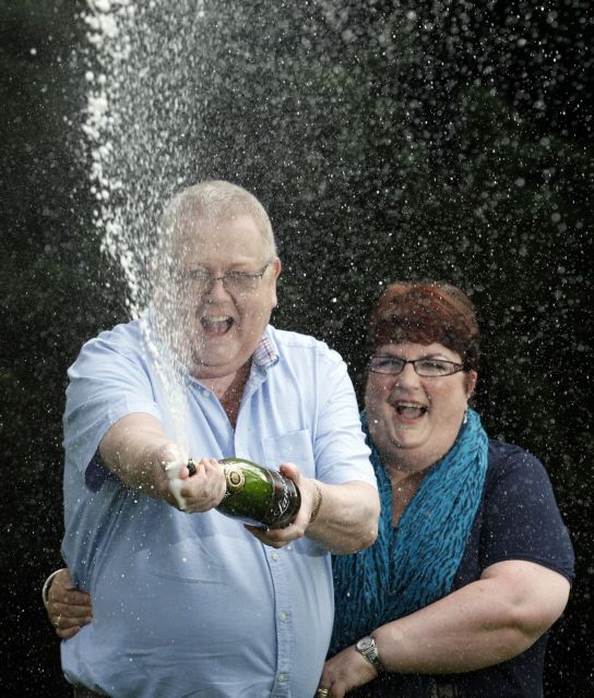 To αστρονομικό ποσό των 185 εκατ. ευρώ κέρδισε ζευγάρι Βρετανών στη λοταρία