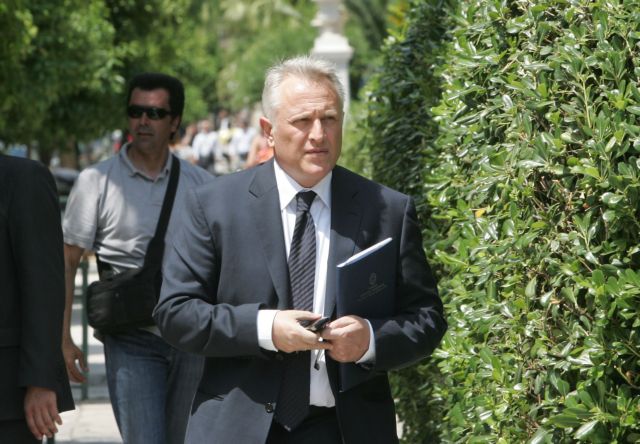 Έληξε η κατάληψη στο γραφείο του Γ.Ραγκούση από μηχανικούς του υπουργείου