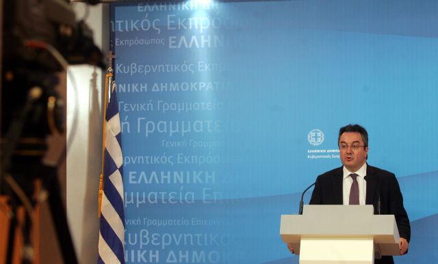 «Έχουμε ενδείξεις κλιμάκωσης της πολιτικής βίας» δηλώνει η κυβέρνηση