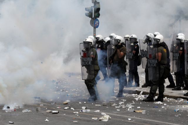 Τη Δευτέρα ξεκινούν οι εργασίες αποκατάστασης στην πλατεία Συντάγματος