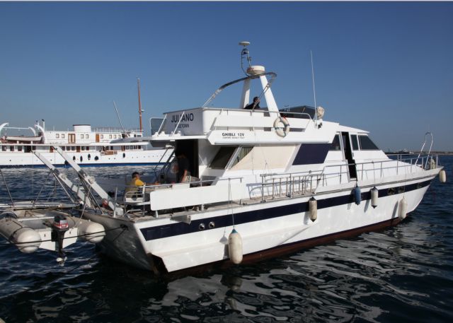 Πρόβλημα με το σκάφος «Τζουλιάνο» έξω από το λιμάνι των Χανίων