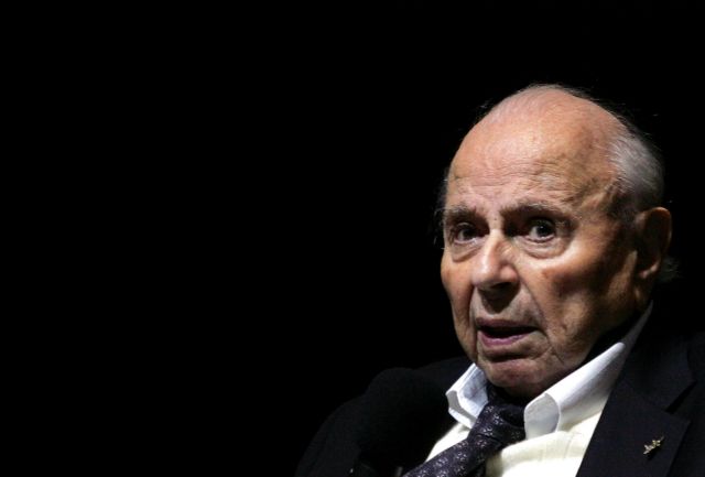 Συγγενείς, φίλοι και συνεργάτες αποχαιρέτησαν τον Μιχάλη Κακογιάννη