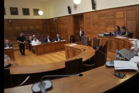 Πολύωρη η κατάθεση του πρώην γενικού διευθυντή Εξοπλισμών στην Επιτροπή για τα υποβρύχια