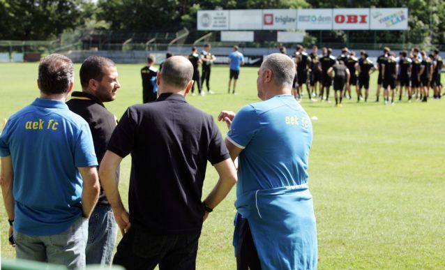 Τετ-α-τετ Χιμένεθ – Αδαμίδη στην προετοιμασία της ΑΕΚ