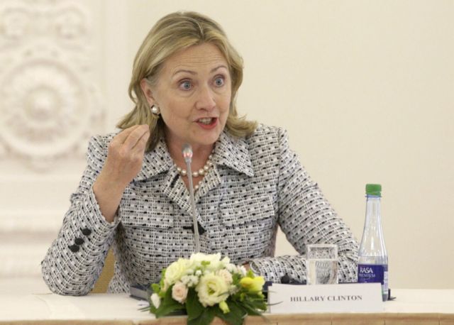 «Εξαντλείται ο χρόνος της Συρίας για μεταρρυθμίσεις» λέει η Χίλαρι Κλίντον