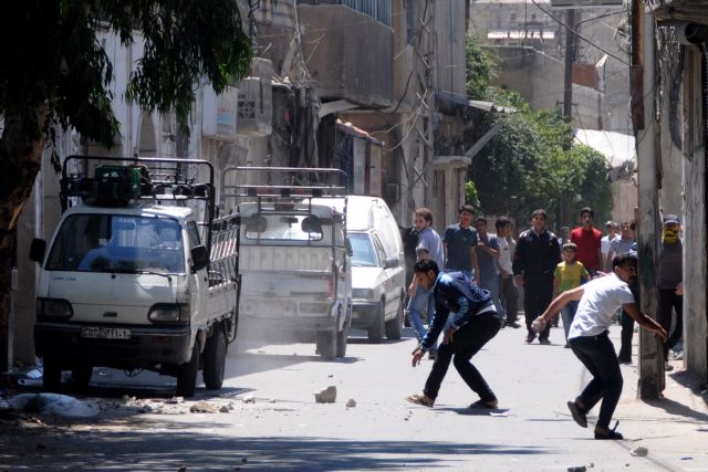 Μαζικές διαδηλώσεις και αιματηρή καταστολή και πάλι στη Συρία