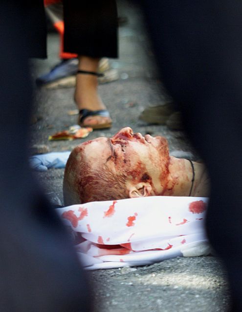 Δέκα χρόνια μετά η Ιταλία θυμάται τη βία στη Γένοβα και τον Κάρλο Τζουλιάνι