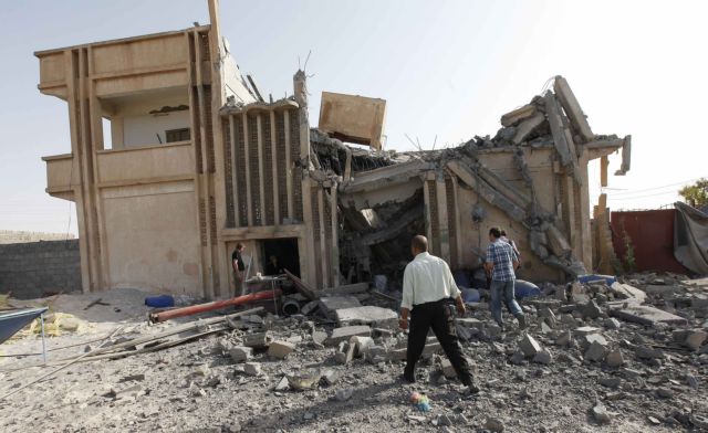 Εκεχειρία και μεταβατική κυβέρνηση χωρίς Καντάφι, προτείνει απεσταλμένος του ΟΗΕ