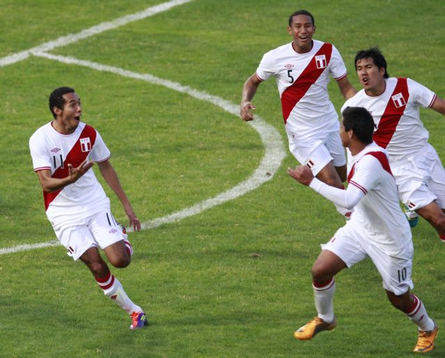 Έκανε την έκπληξη το Περού με σύμμαχο τα δοκάρια (videos)