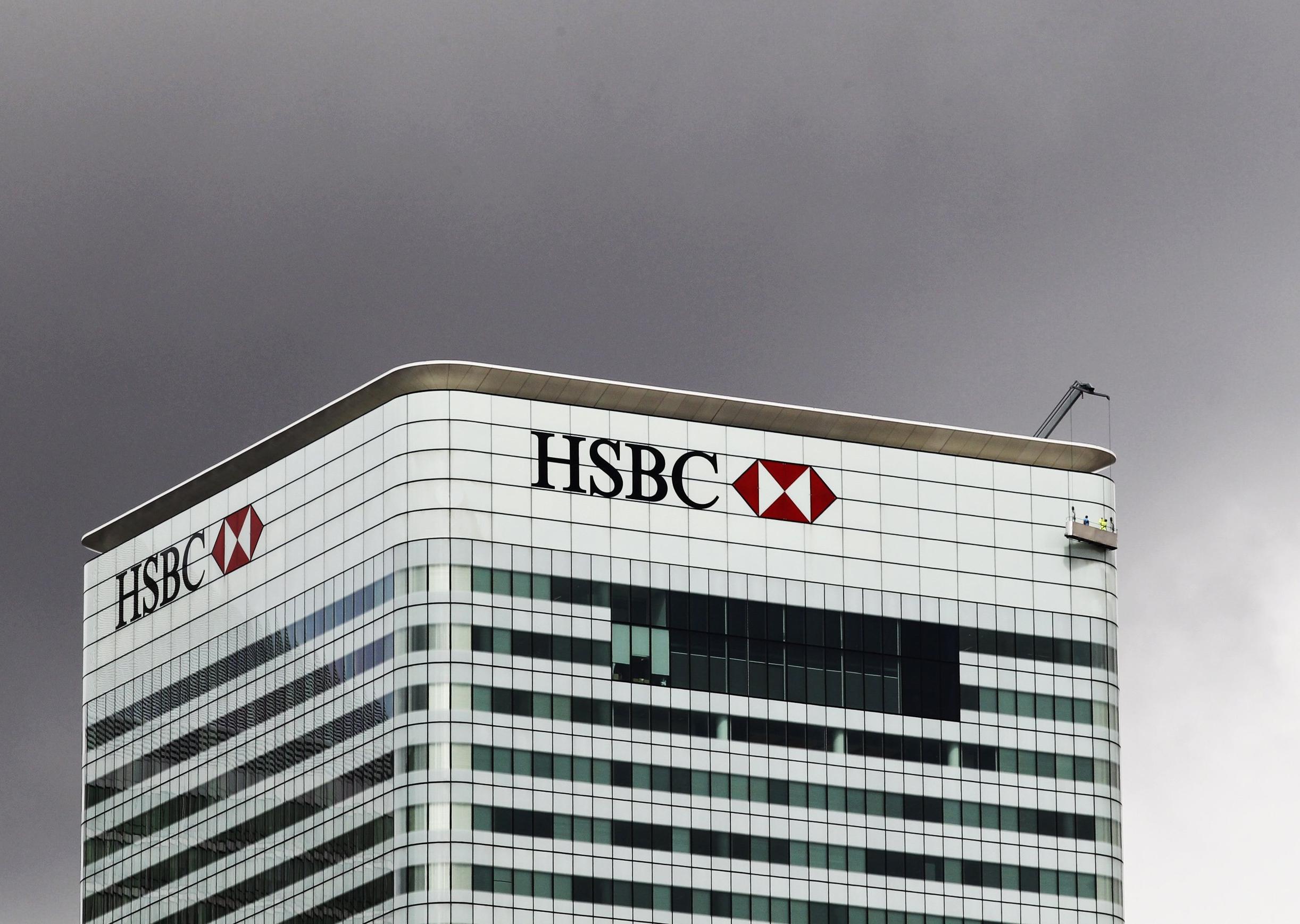 Τους συν-αναδόχους για την εθελοντική ανταλλαγή ομολόγων όρισε το υπ.Οικονομικών