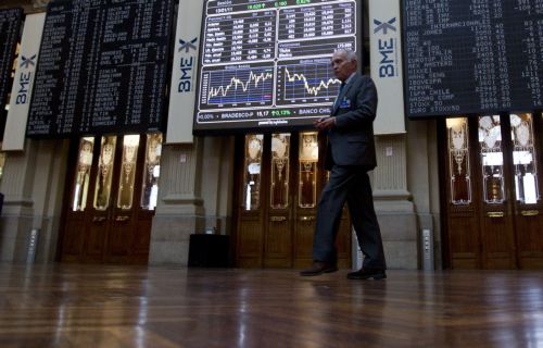 Με τα υψηλότερα επιτόκια των τελευταίων 14 ετών δανείστηκε η Ισπανία