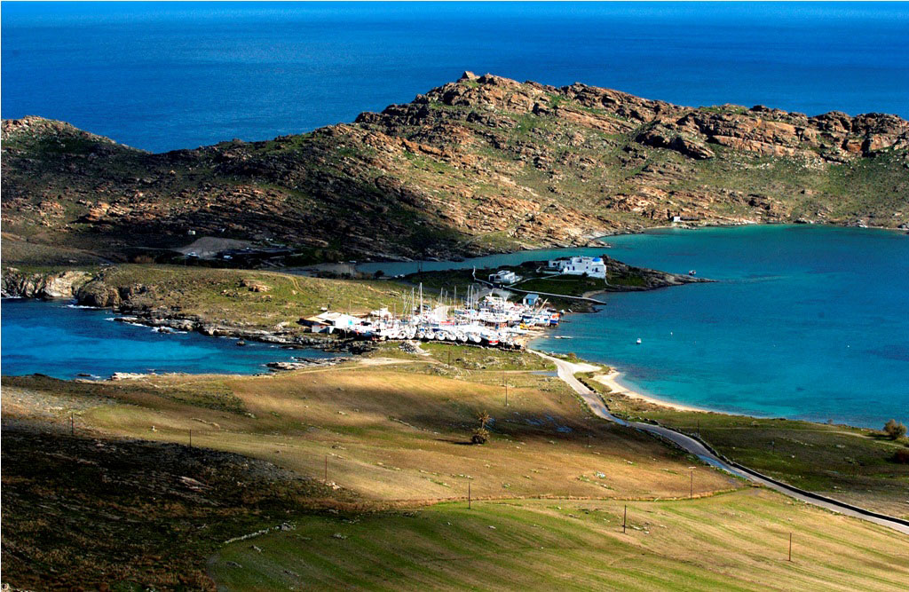 Ο Βασίλης Τσαμπρόπουλος και η Συμφωνική της ΕΡΤ ερμηνεύουν Μότσαρτ και Μπετόβεν στην Πάρο