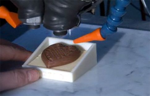Τρισδιάστατος εκτυπωτής χτίζει γλυπτά από σοκολάτα