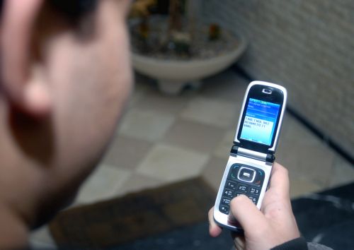Χάκερ παραβιάζουν δίκτυο κινητής τηλεφωνίας και υποκλέπτουν τις κλήσεις