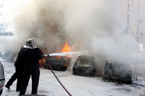 Εμπρηστική επίθεση σε δώδεκα οχήματα του ΟΤΕ στο Μαρούσι