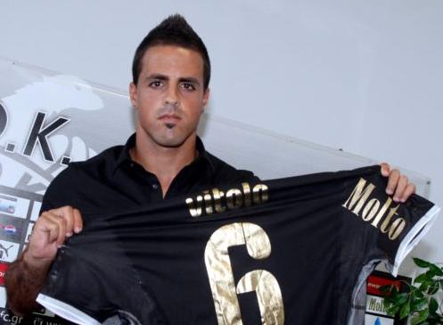 Την Τρίτη θα ξεκαθαρίσει το μέλλον του Βιτόλο στον ΠΑΟΚ