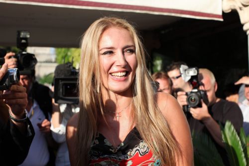 «Δεν είμαι συνοδός πολυτελείας, με χρησιμοποίησαν» λέει η τώρα η Πατρίτσια Ντ’ Αντάριο