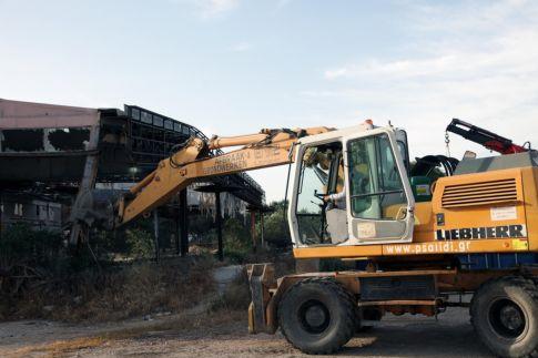 Οι κατεδαφίσεις αυθαιρέτων αρχίζουν μετά το καλοκαίρι, σύμφωνα με την γγ Επιθεωρητών Περιβάλλοντος