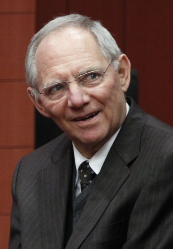 Δεν θα βιαστούμε να αποφασίσουμε για την Ελλάδα, δηλώνει ο Σόιμπλε