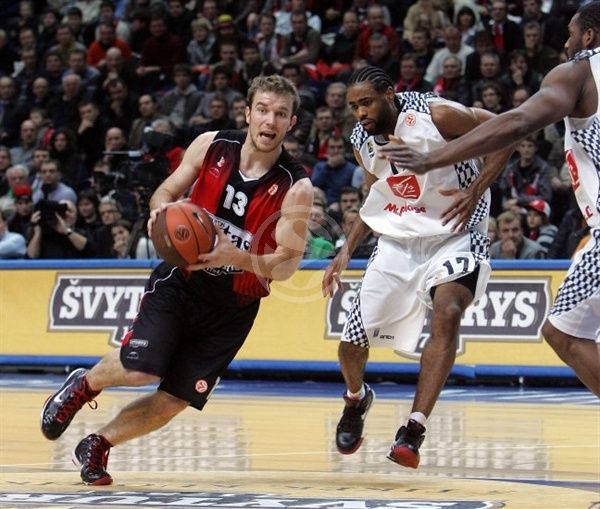 Έρχεται ο Γκετσεβίτσιους, απάντηση για τη σουίτα