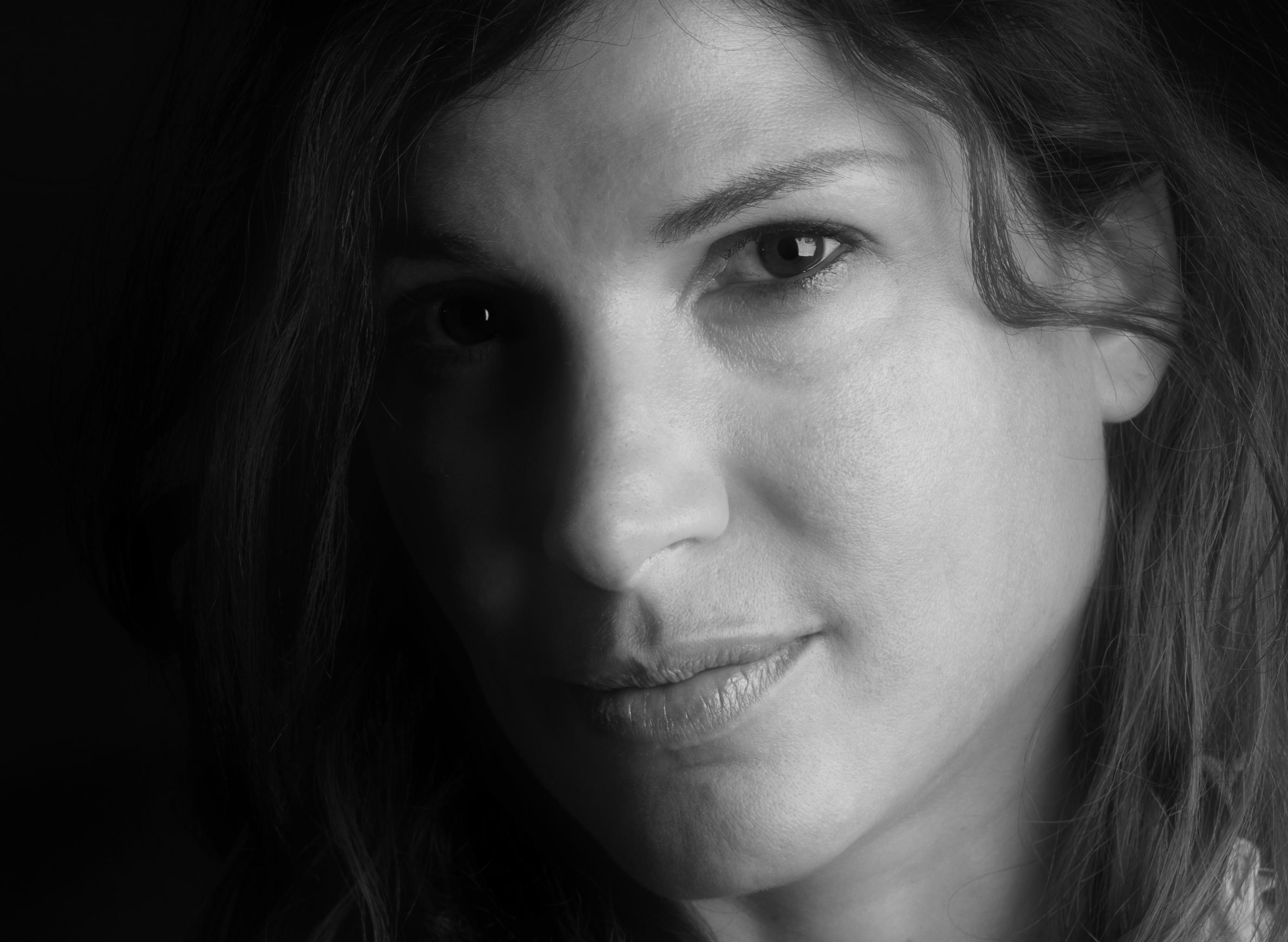 Η σολίστ Ευγενία Παπαδήμα στη λίμνη του Μαραθώνα την Τετάρτη