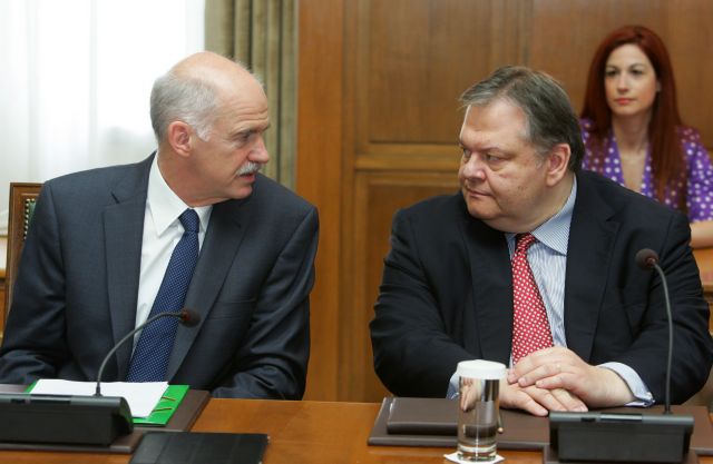 Στην αντεπίθεση η κυβέρνηση για την «τεχνητή παρεξήγηση» των δηλώσεων του πρωθυπουργού