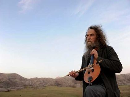 Μουσικοί της περιφέρειας «επισκέπτονται» το κέντρο της Αθήνας