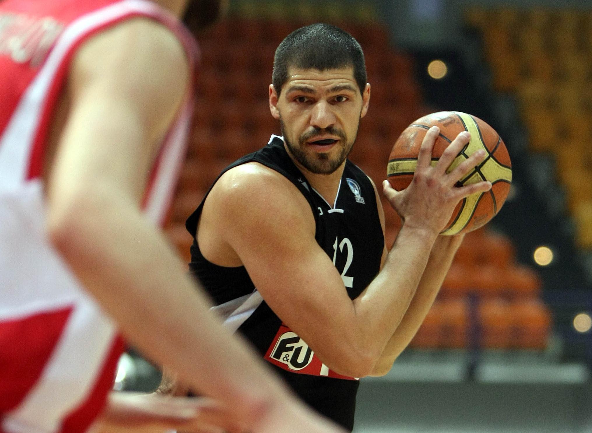 Έδωσαν τα χέρια Ολυμπιακός και Λάζαρος Παπαδόπουλος