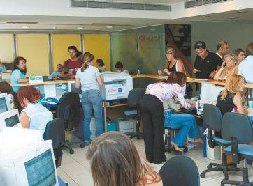 Αλλαγές στις ώρες εξυπηρέτησης των πολιτών φέρνει το 40ωρο στο Δημόσιο